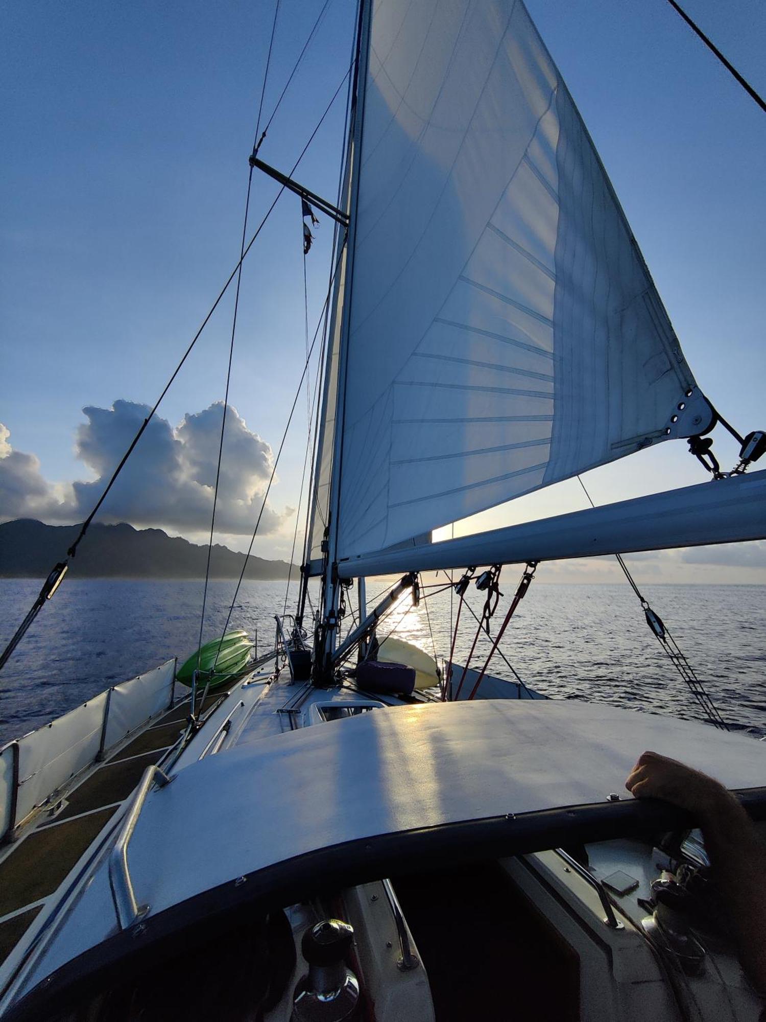 2 Nuits Insolites & 1 Excursion Voile A Bord Du Voilier Mori Ora Moorea Exteriör bild